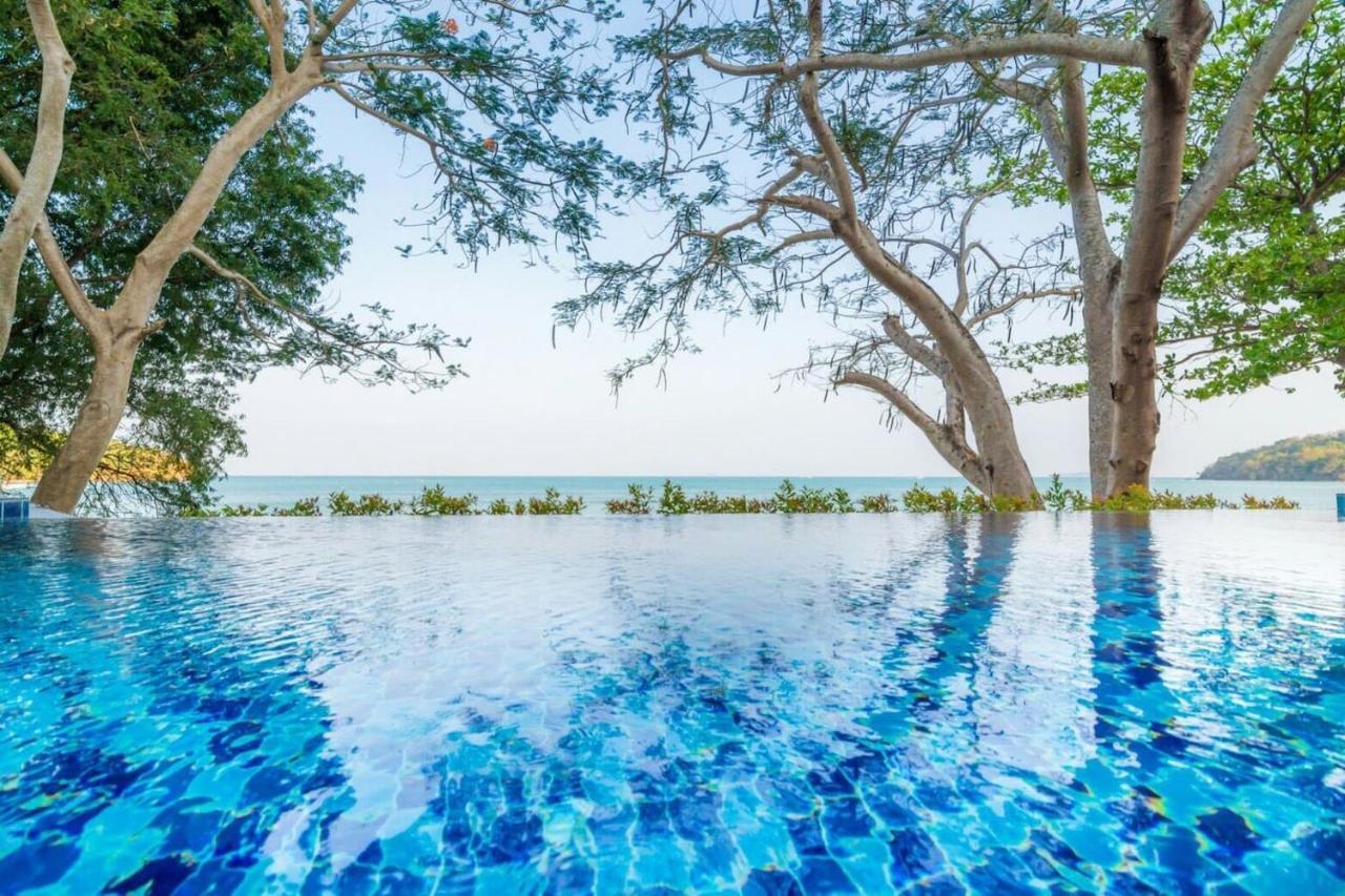 Koh Sirey Beachfront Pool Villa Phuket Exteriér fotografie
