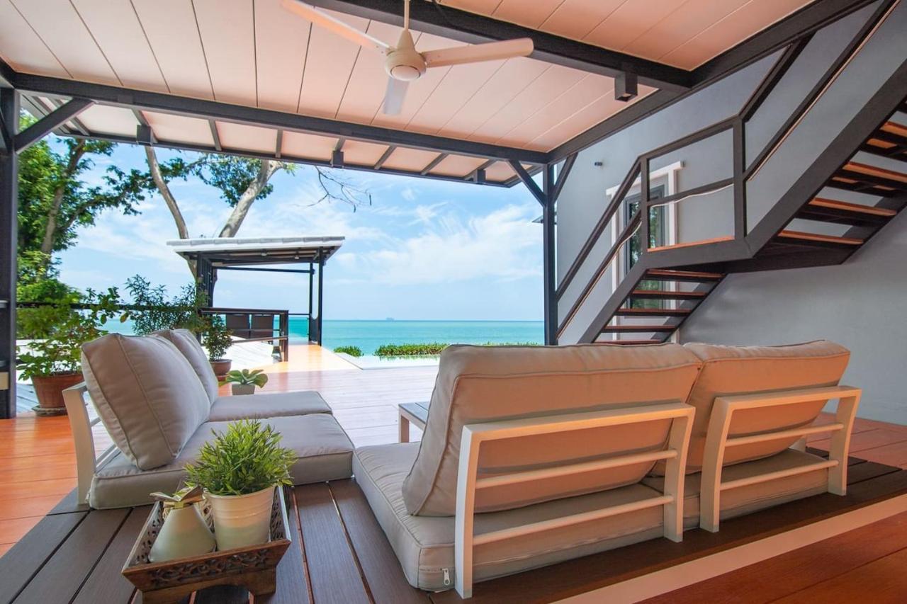 Koh Sirey Beachfront Pool Villa Phuket Exteriér fotografie