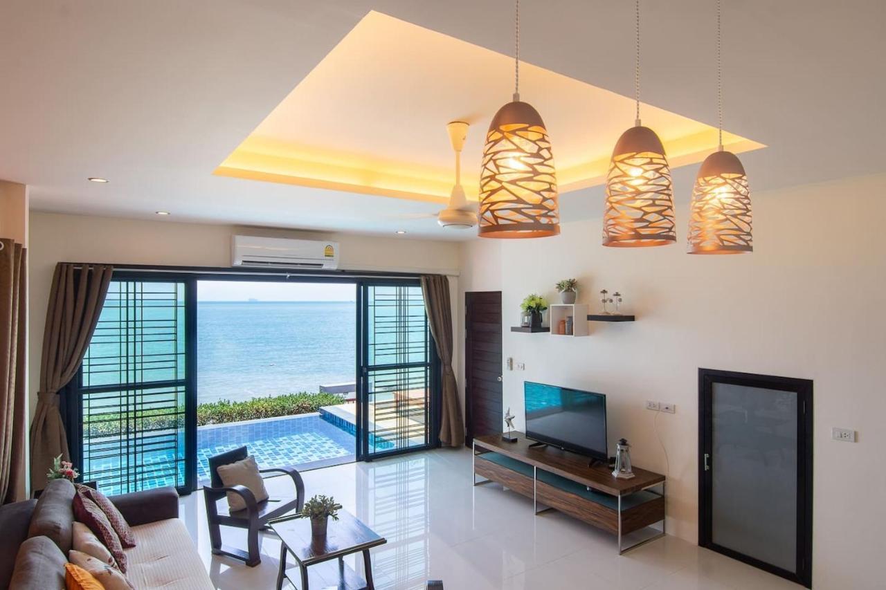 Koh Sirey Beachfront Pool Villa Phuket Exteriér fotografie