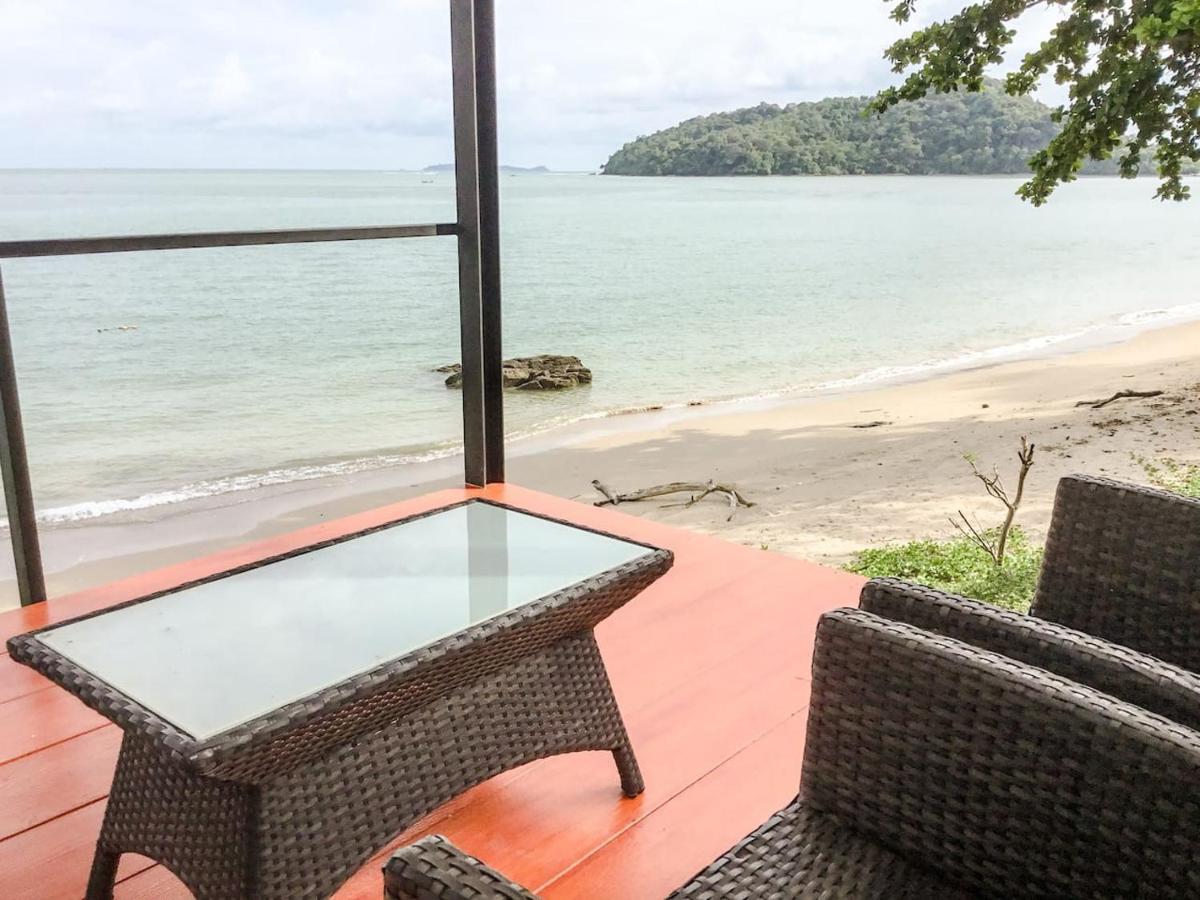 Koh Sirey Beachfront Pool Villa Phuket Exteriér fotografie