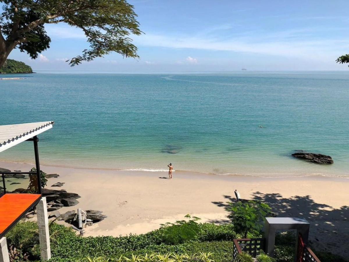 Koh Sirey Beachfront Pool Villa Phuket Exteriér fotografie