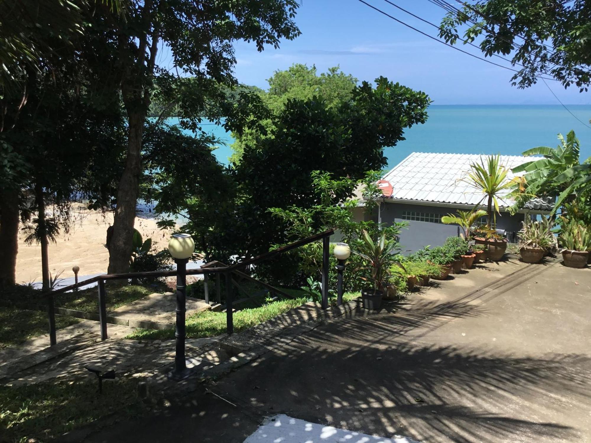 Koh Sirey Beachfront Pool Villa Phuket Exteriér fotografie
