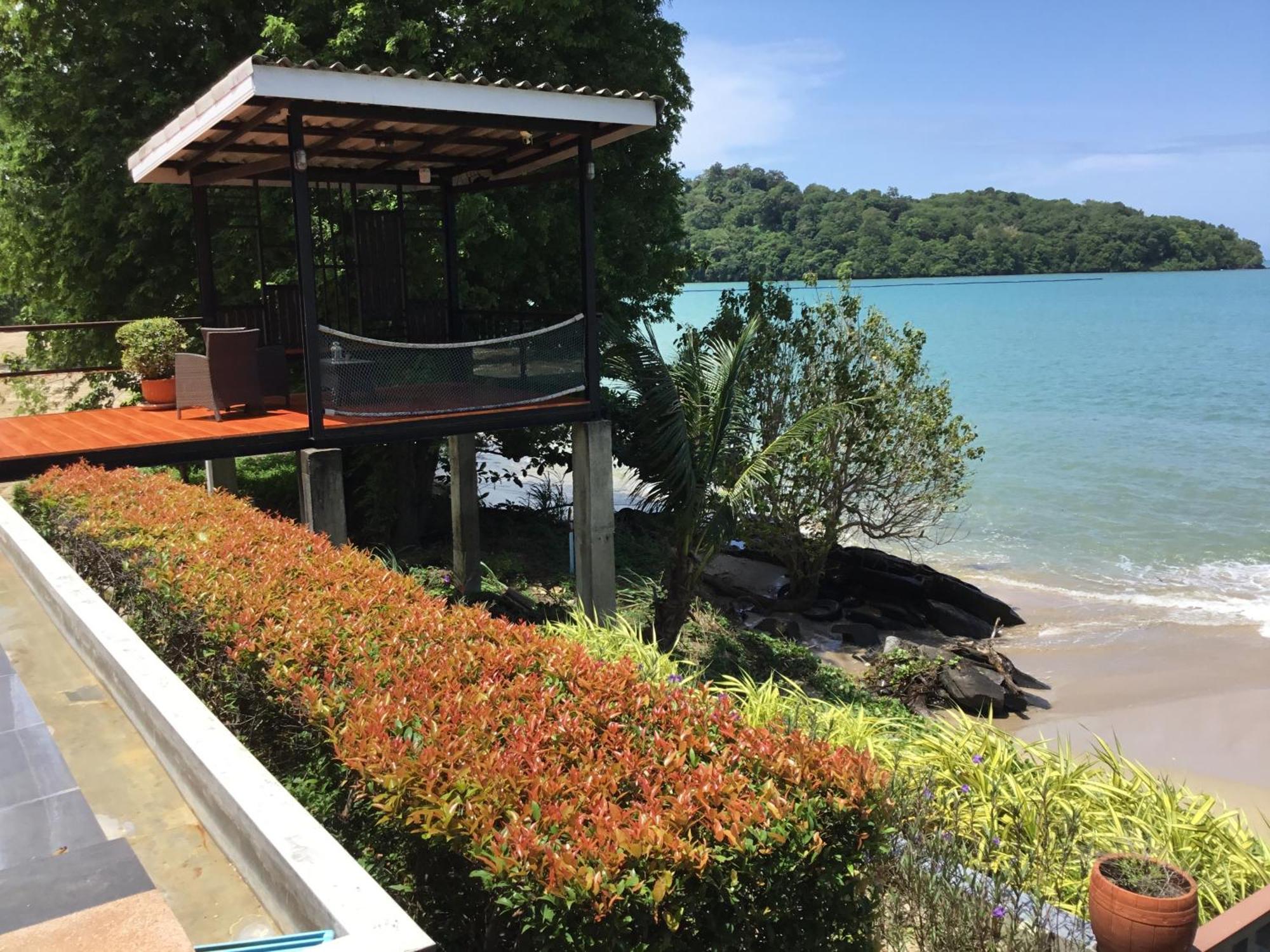 Koh Sirey Beachfront Pool Villa Phuket Exteriér fotografie